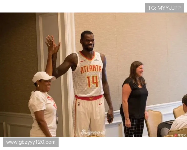 老鹰队新赛季首训欢乐满满开学日气氛大变样